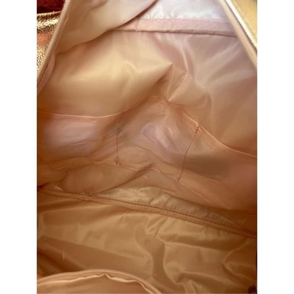 New SLEEPOVER WEEKENDER 5 Piece Set - Picture 7 of 8